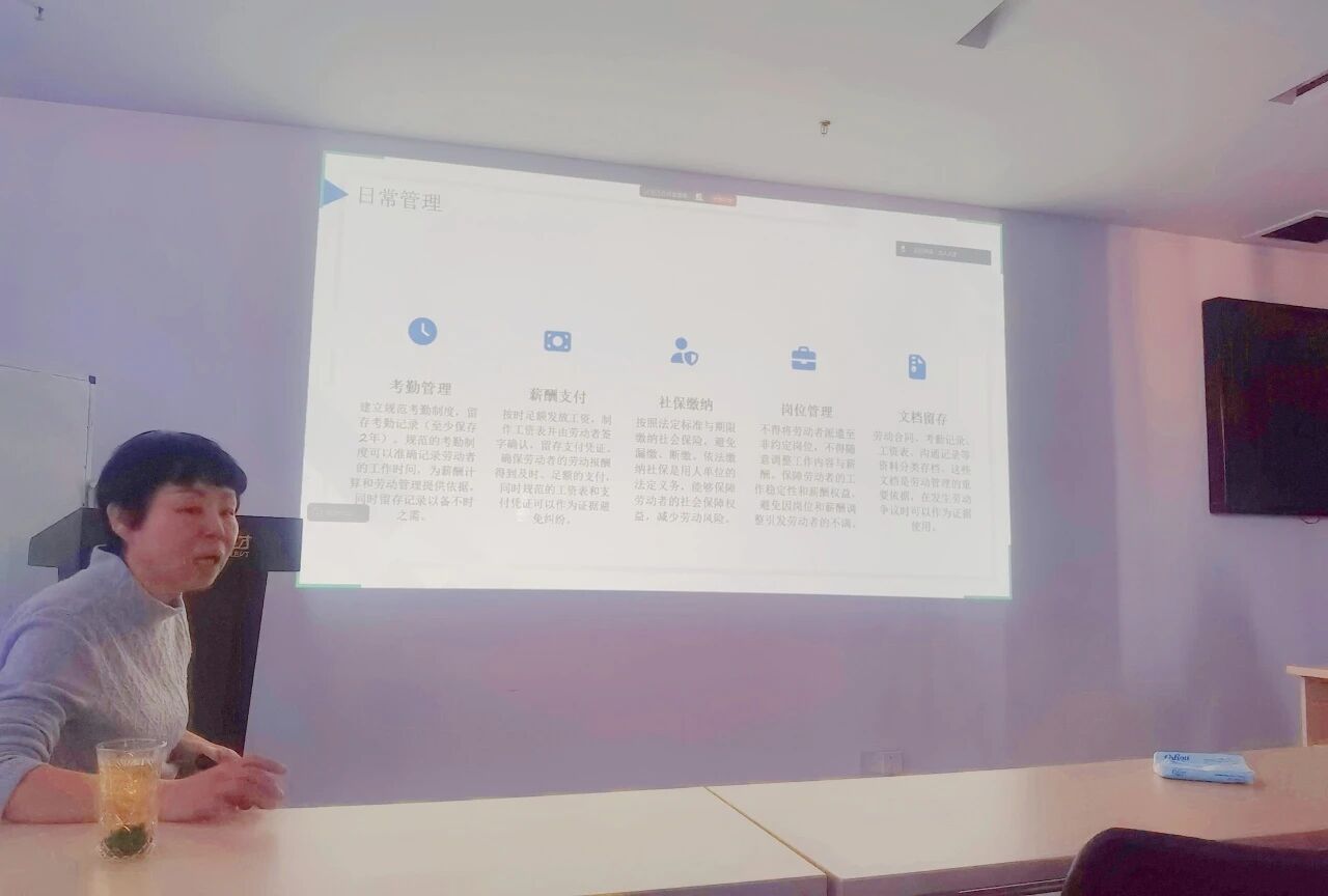 6a40562e43302df06f74326ba9451f76.jpg 6a40562e43302df06f74326ba9451f76.jpg